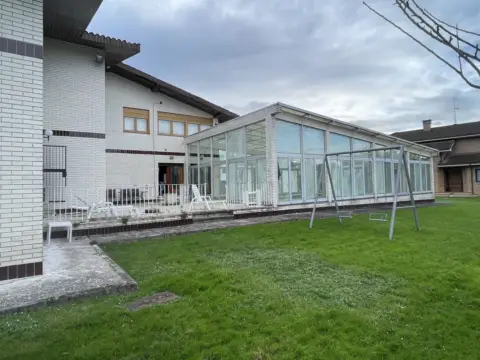 Casa en Somió-Cabueñes