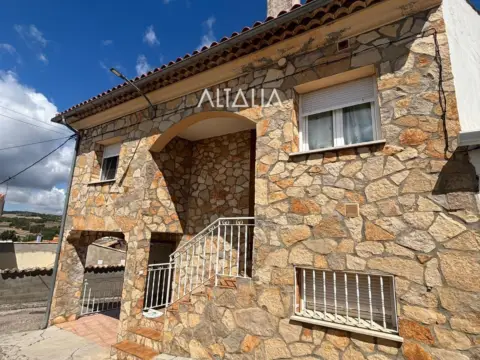 Casa en Villanueva de Guadamejud