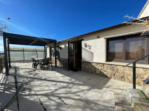 Casa en calle Carretera de Cardeñosa, nº Sin Informacion