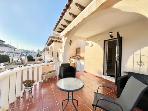 Chalet en Lomas de Cabo Roig