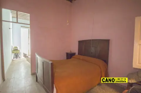 Casa en Plaza de Rafael Monterreal