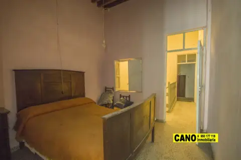 Casa en Plaza de Rafael Monterreal