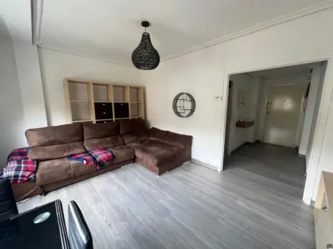 Piso en Portillejo-Valdegastea