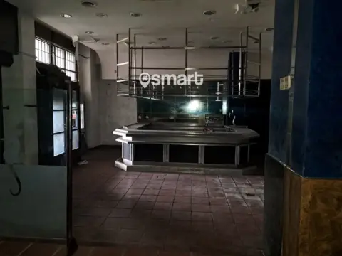 Local comercial en calle de Fernández Ladreda, 5