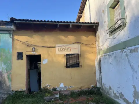 Casa en La Manjoya-Parroquias Sur