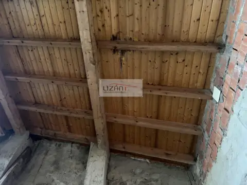 Casa en La Manjoya-Parroquias Sur