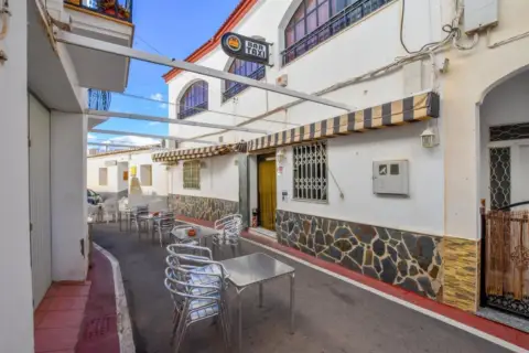 Local comercial en Taberno