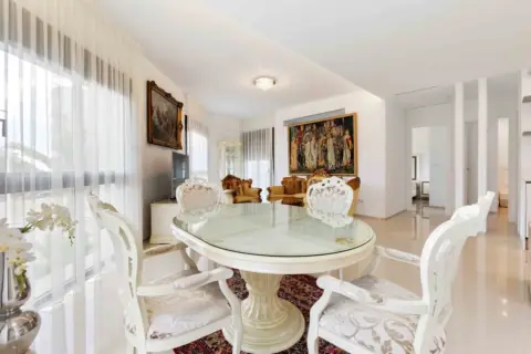 Apartamento en Arenales del Sol