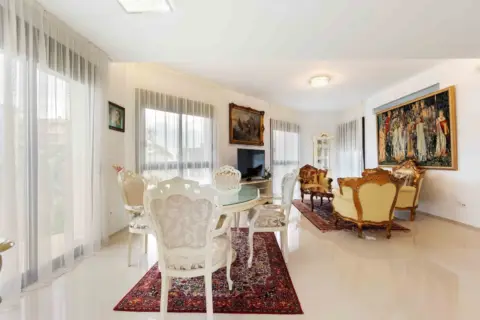 Apartamento en Arenales del Sol