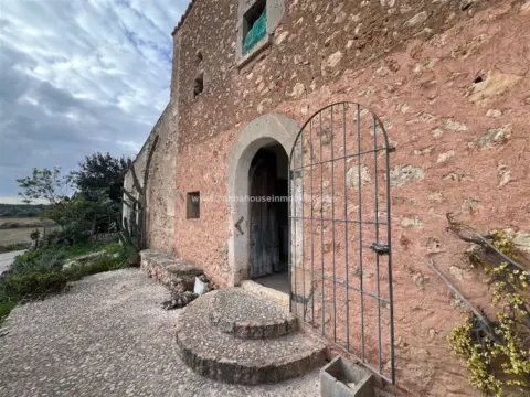 Finca rústica en Llubí