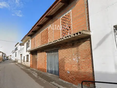 Nave industrial en Los Hinojosos