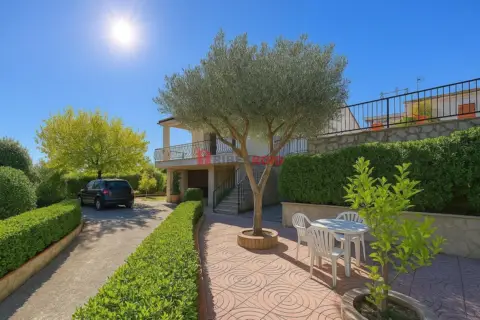 Chalet en Carrer de l'Atzavara