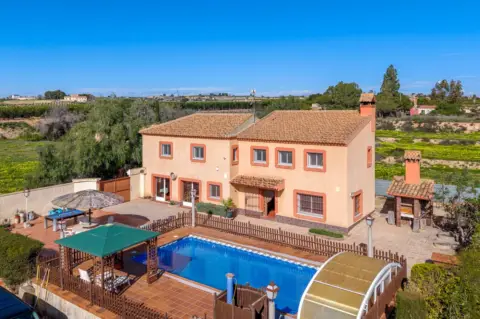 Finca rústica en calle