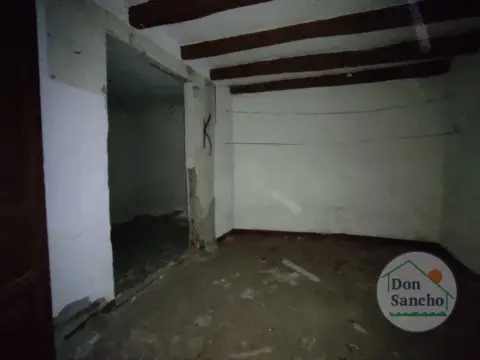 Casa adosada en Pozaldez