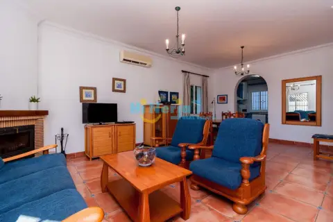 Casa en Urb. Tamango Hill, Cerca del Mar