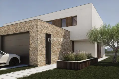 Casa en Carrer Agaro