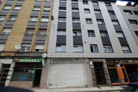 Commercial space in calle de Ana María, 35