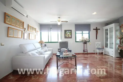 Chalet adosado en Centro