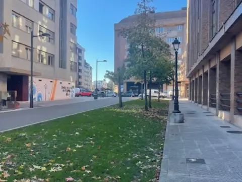 Local comercial en Montecerrao
