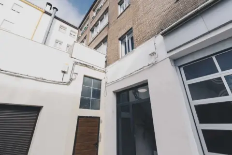 Piso en calle del Avión, 1