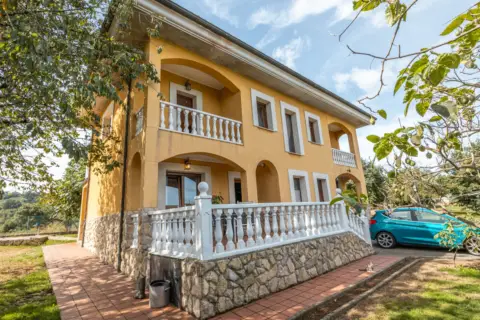 Casa en calle Al Fueyo, nº 381