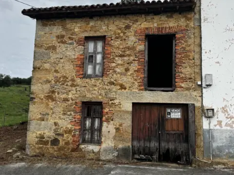 Casa en calle Av Arriba-Alisas, nº 75