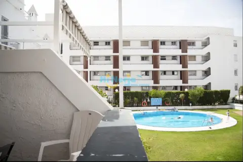 Casa adosada en Parador, en El Centro, Cerca del Mar