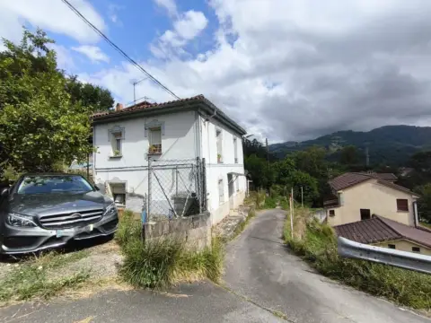 Casa en Sama