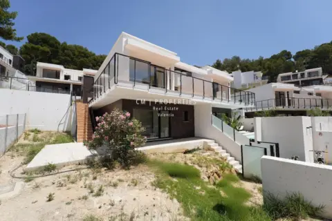 Casa adosada en Carrer 16