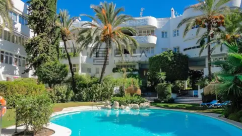 Piso en calle Sierra Bermeja, 1