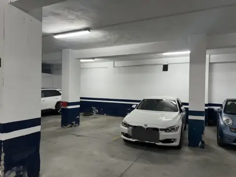 Garaje en calle de Llano Ponte