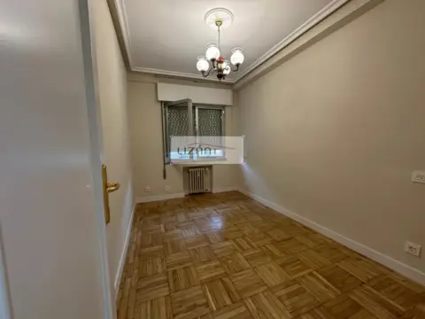Piso en calle de Pérez de la Sala