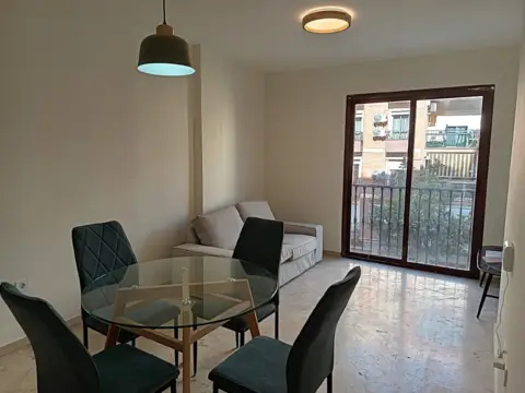 Apartamento en calle Alameda de Capuchinos 24 2A