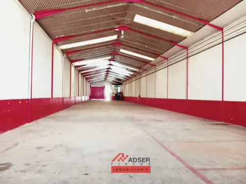 Nave industrial en calle del Circunde