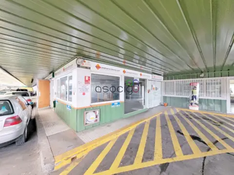 Local comercial en Estación Renfe-Los Manantiales