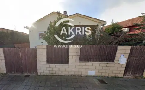 Chalet en Burguillos de Toledo