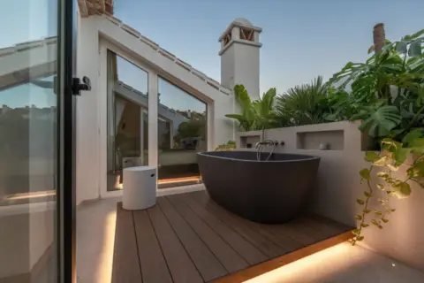 Ático en calle Urb. Las Lolas, 2 C. Las Ventas Marbella, Andalusi