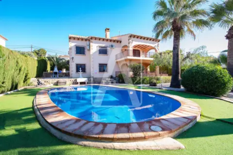 Chalet en Benissa Costa