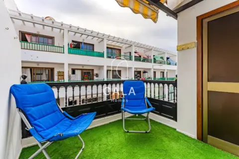 Casa adosada en Avenida del Emigrante