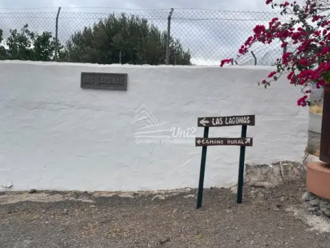 Casa en calle Camino de Las Lagunas
