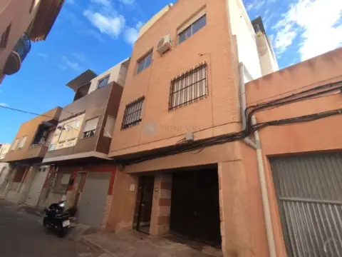 Piso en calle Lanza
