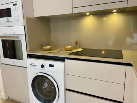 Piso en calle de Fuertes Acevedo, 93