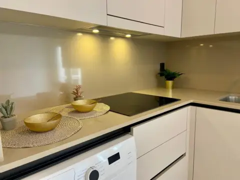 Piso en calle de Fuertes Acevedo, 93