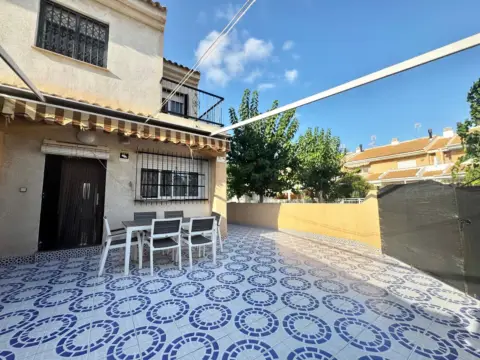 Chalet en Los Narejos