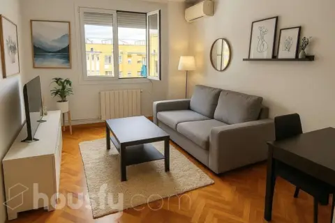 Piso en Carrer de la Indústria, nº .