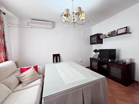 Chalet adosado en Beas