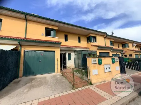 Casa adosada en Cigales