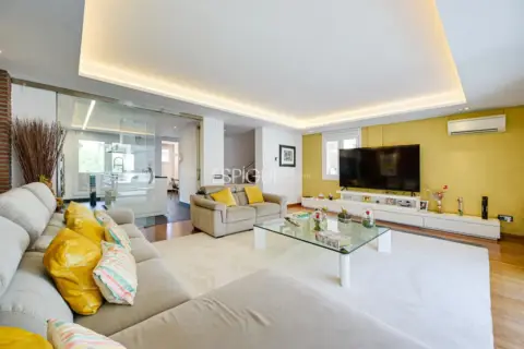 Casa adosada en Carrer de Badabadoc