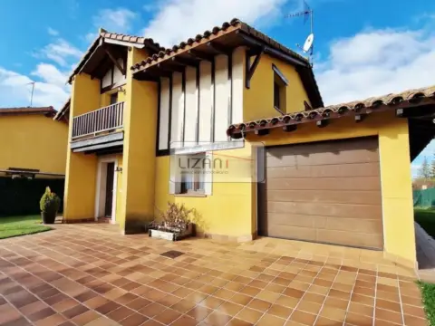 Casa en Villaquilambre