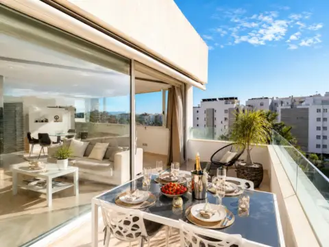 Apartamento en Marina Botafoch-Platja de Talamanca